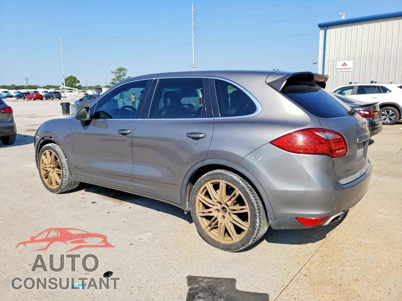 PORSCHE CAYENNE 2012 - WP1AB2A21CLA40356