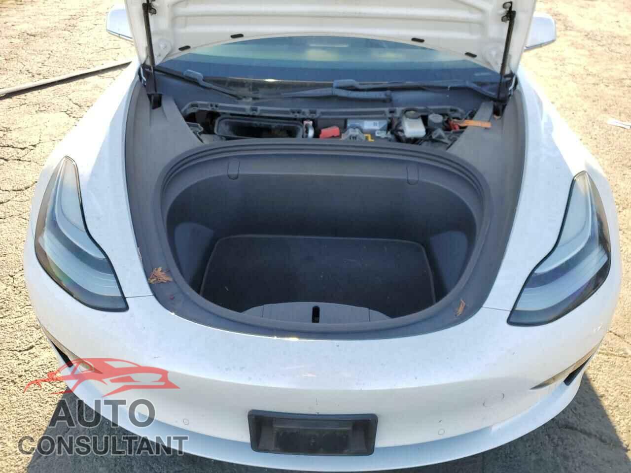 TESLA MODEL 3 2019 - 5YJ3E1EA7KF327134
