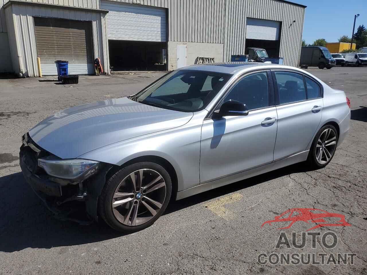 BMW 3 SERIES 2013 - WBA3C1G50DNR45757