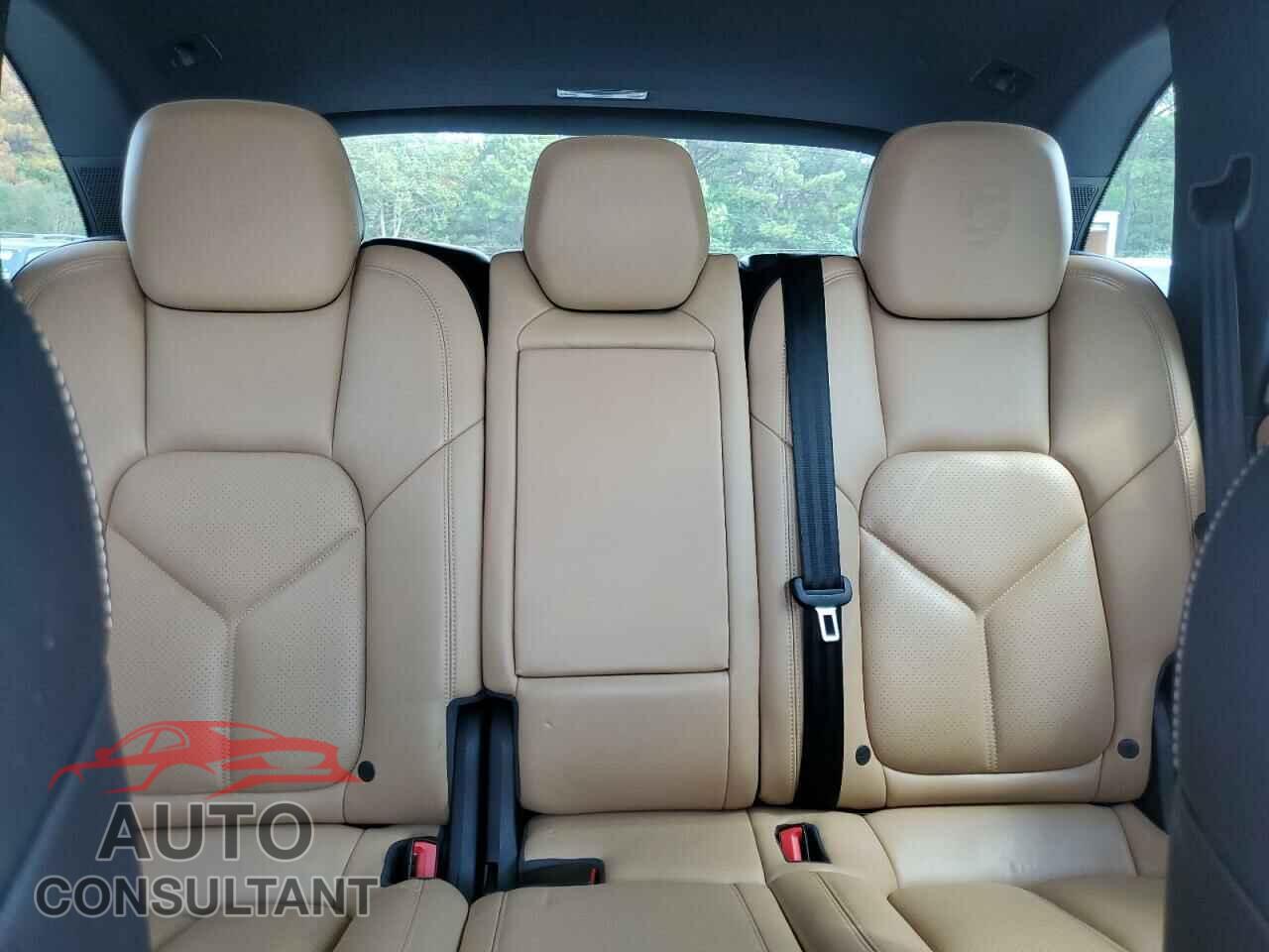 PORSCHE CAYENNE 2017 - WP1AE2A26HLA75053