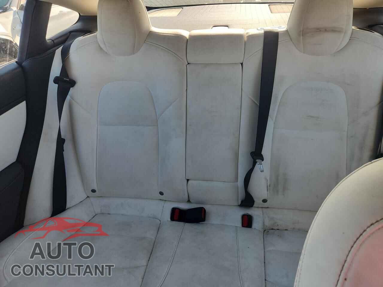 TESLA MODEL 3 2020 - 5YJ3E1EA8LF662064