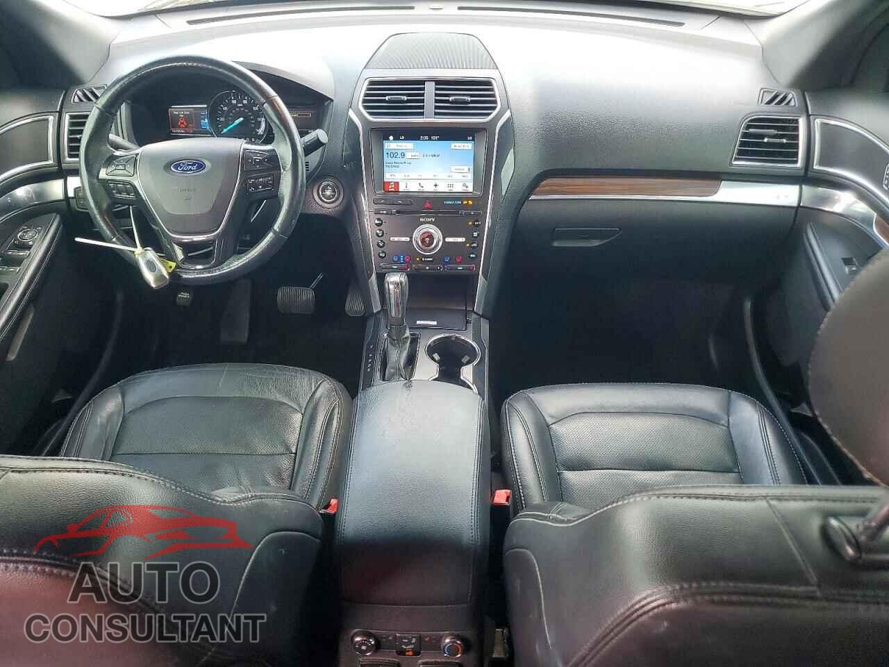 FORD EXPLORER 2017 - 1FM5K7F87HGD22090