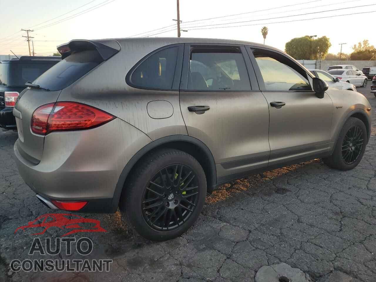 PORSCHE CAYENNE 2012 - WP1AE2A29CLA90588