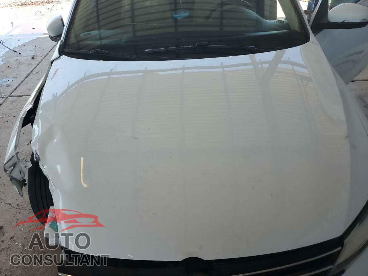 VOLKSWAGEN JETTA 2017 - 3VWDB7AJ9HM258387