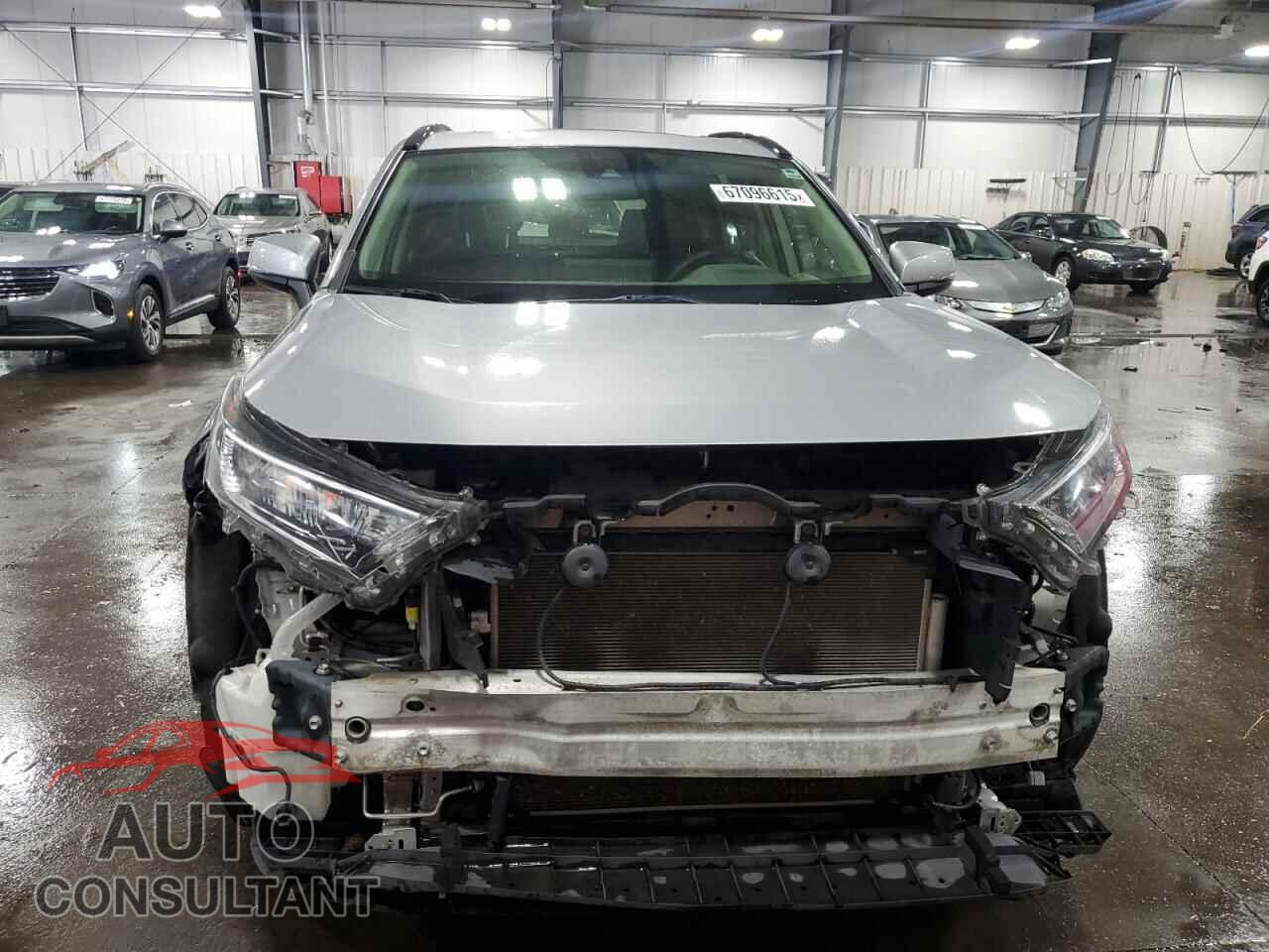 TOYOTA RAV4 2019 - JTMP1RFV4KD507997