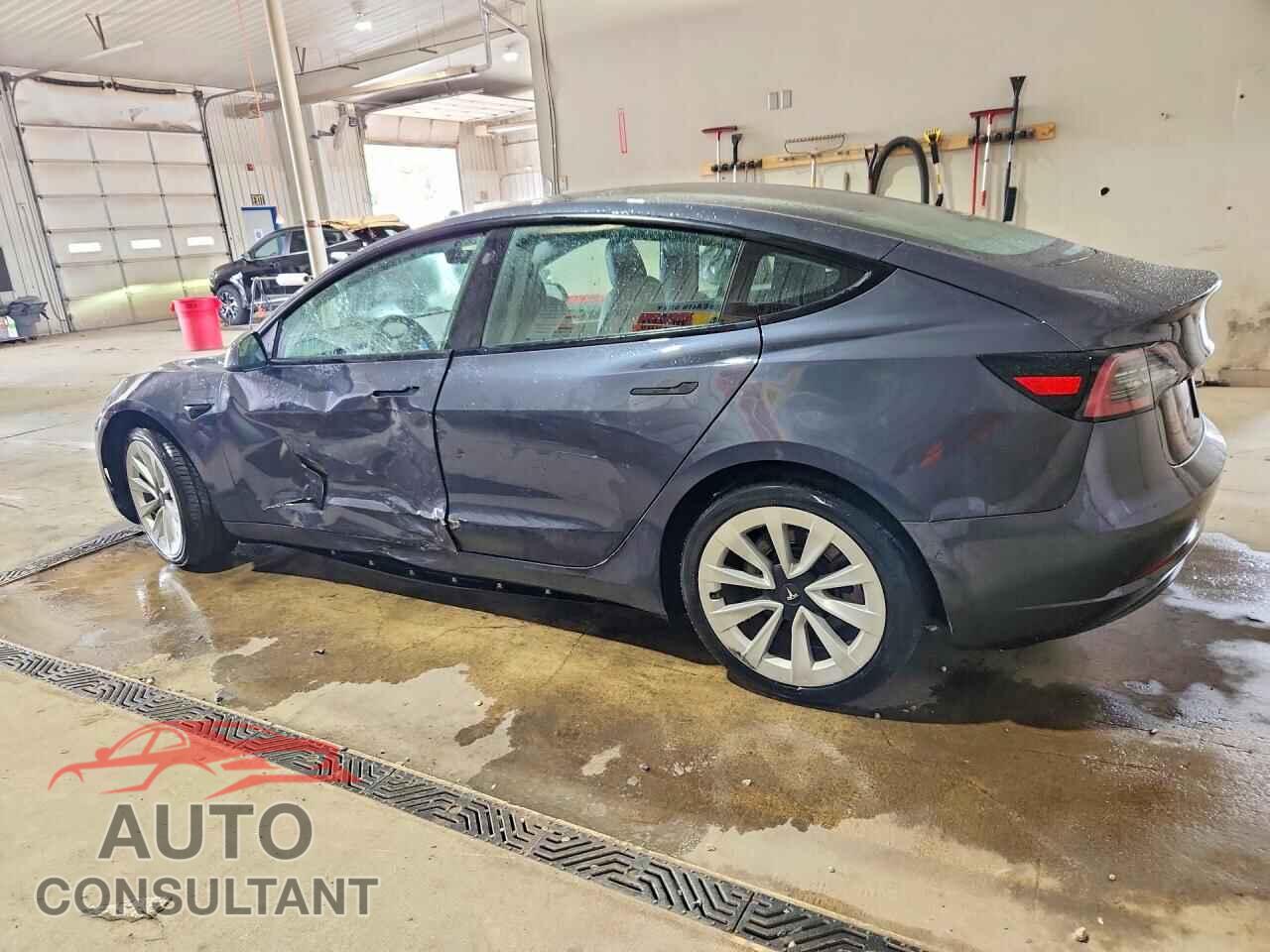TESLA MODEL 3 2021 - 5YJ3E1EA4MF062272