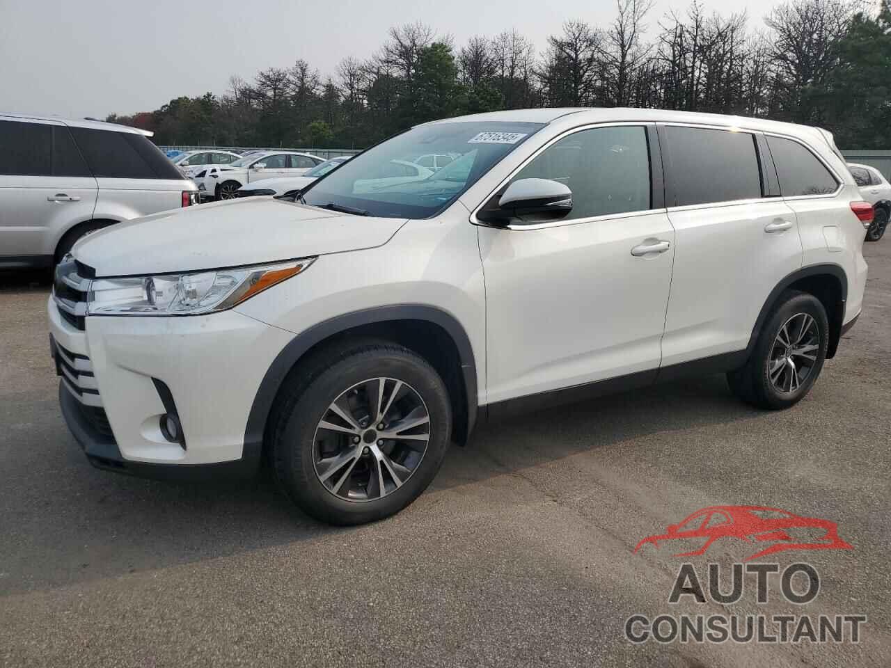 TOYOTA HIGHLANDER 2019 - 5TDBZRFH0KS929895