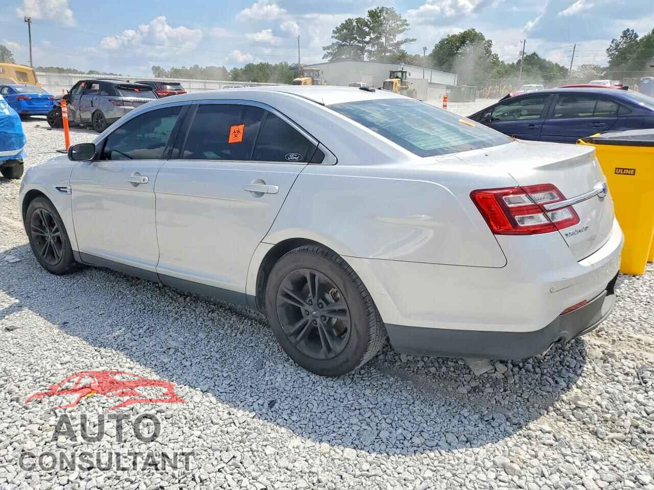 FORD TAURUS 2015 - 1FAHP2E85FG120827