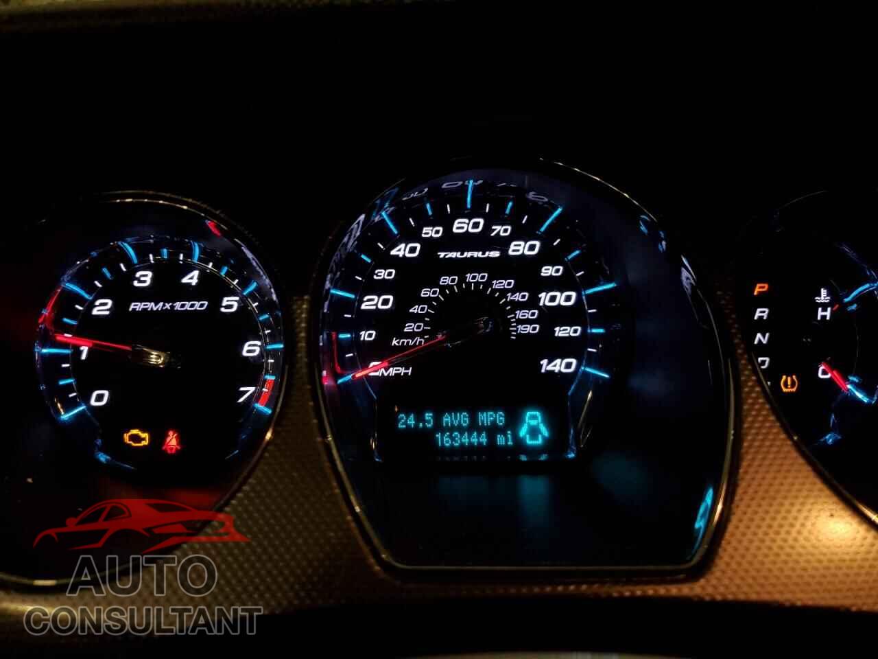 FORD TAURUS 2011 - 1FAHP2EW7BG105660