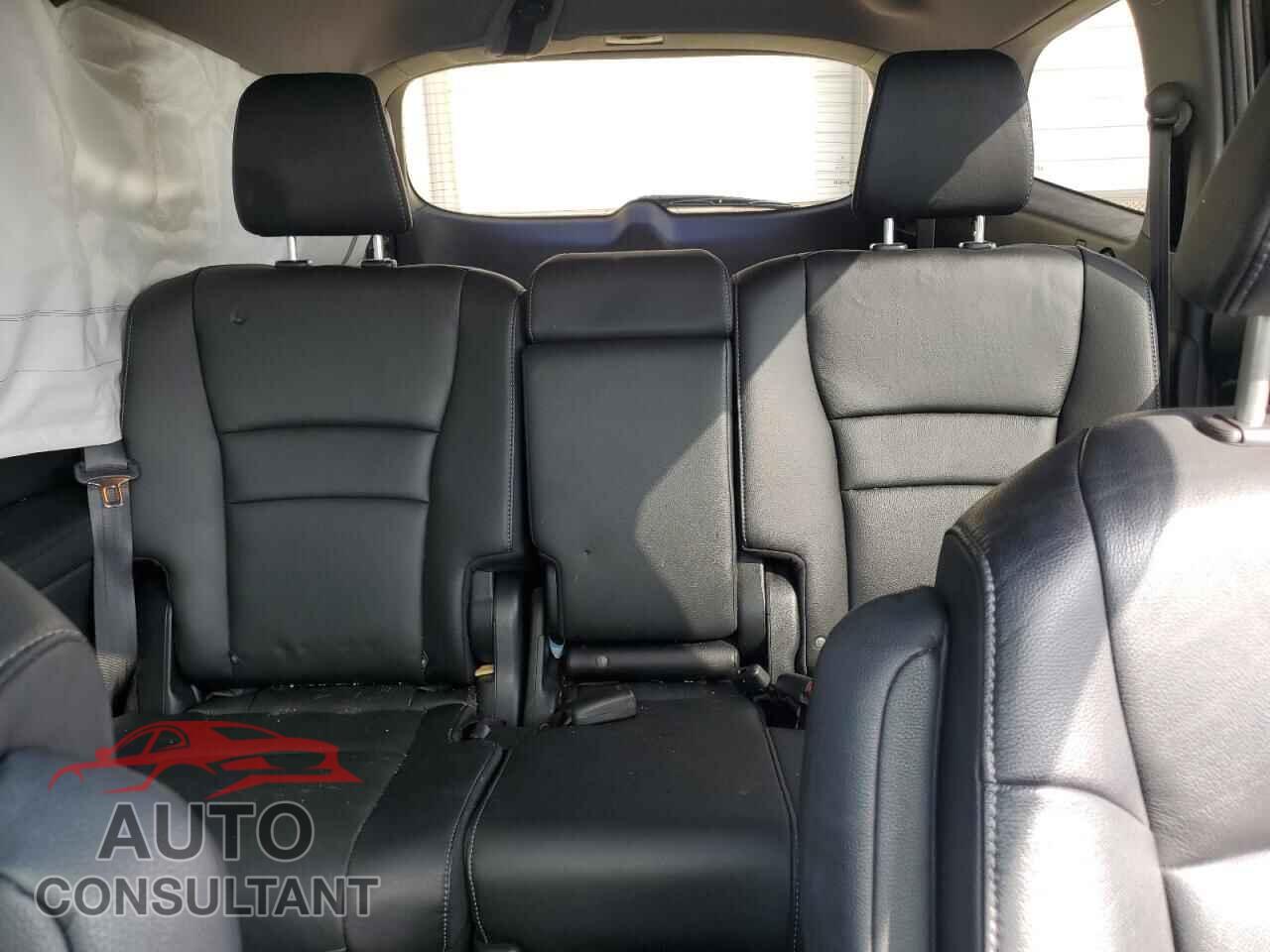 HONDA PILOT 2017 - 5FNYF6H85HB092413