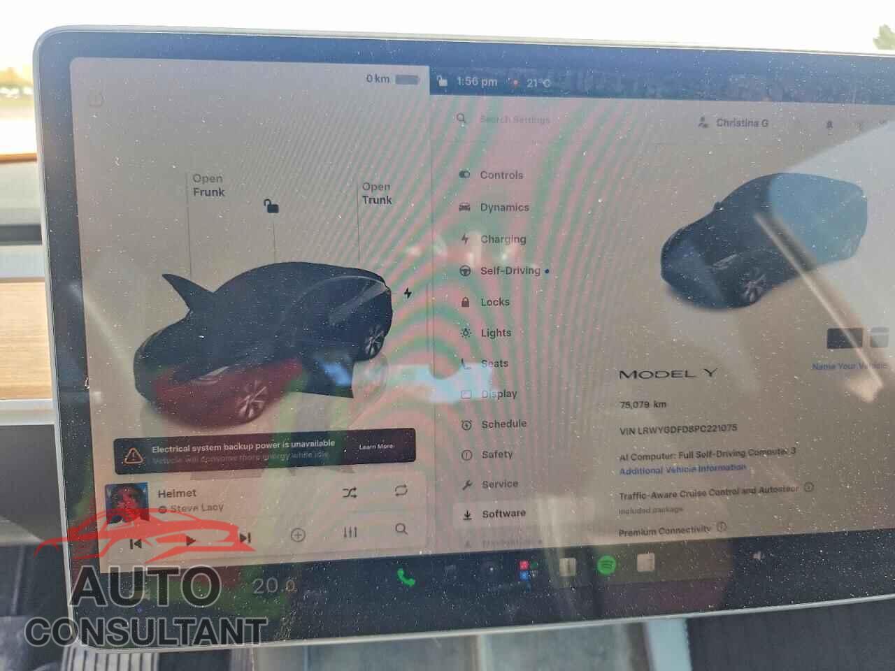 TESLA MODEL Y 2023 - LRWYGDFD8PC221075