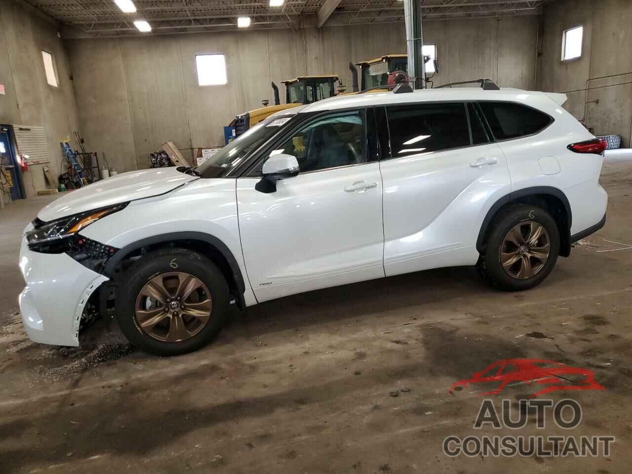 TOYOTA HIGHLANDER 2022 - 5TDABRCH6NS104341