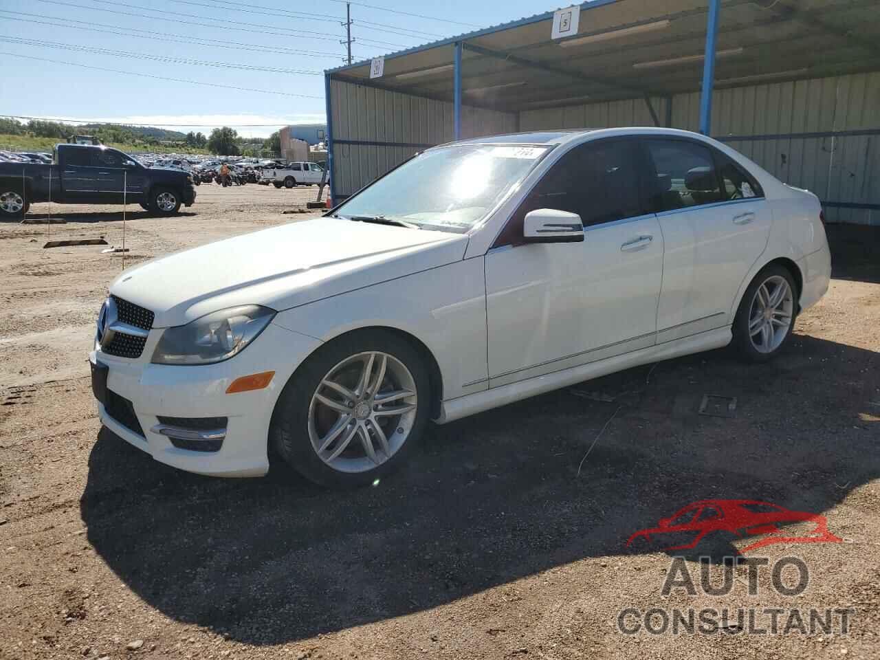 MERCEDES-BENZ C-CLASS 2012 - WDDGF8BB4CA714664