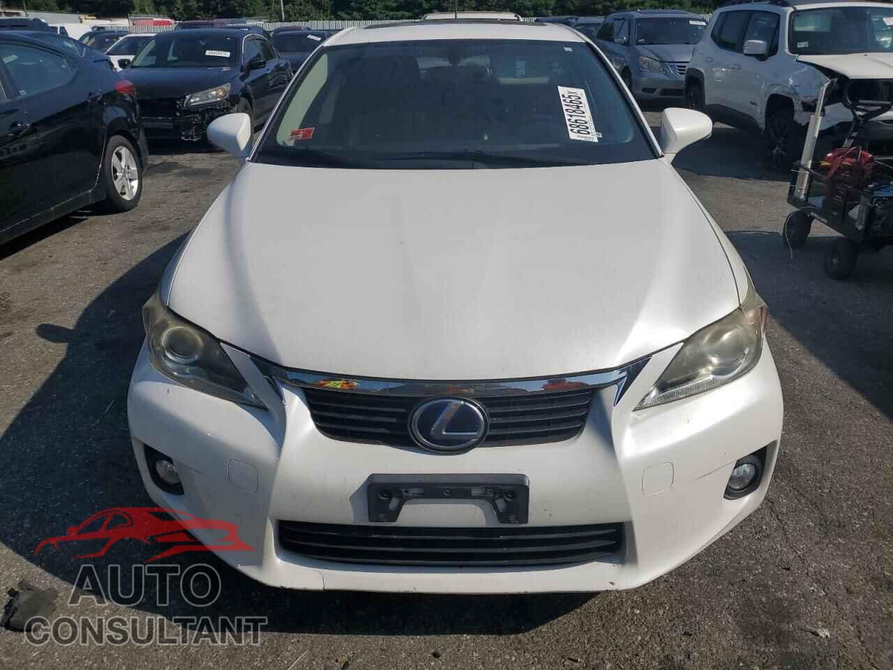 LEXUS CT 200 2011 - JTHKD5BH2B2015683