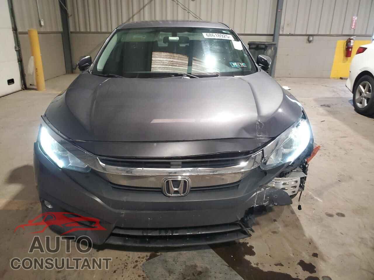 HONDA CIVIC 2017 - 19XFC1F79HE200227