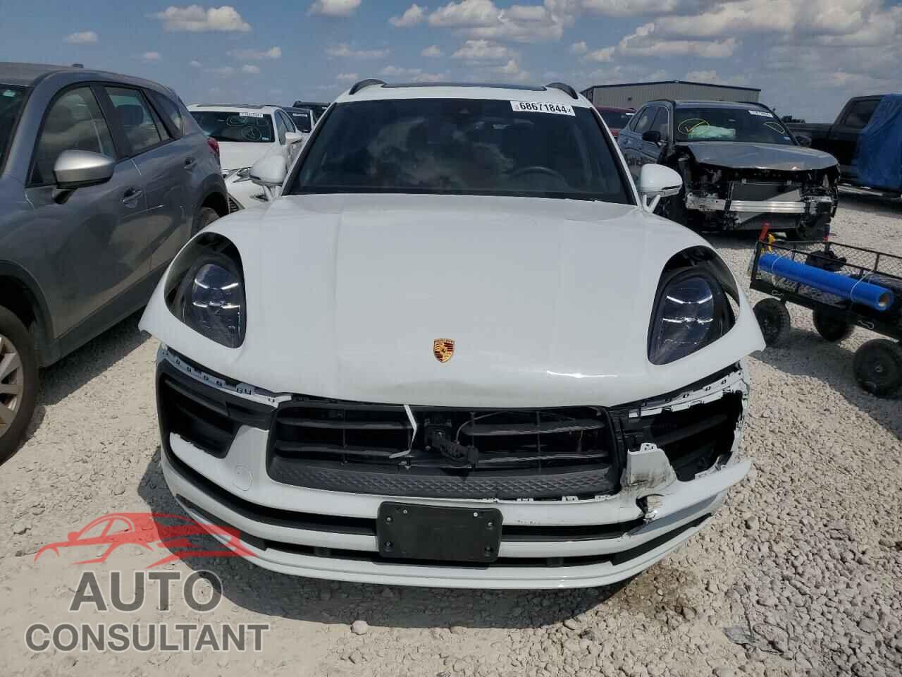 PORSCHE MACAN BASE 2023 - WP1AA2A5XPLB04347