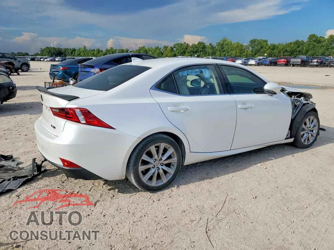 LEXUS IS 2016 - JTHBA1D22G5019023