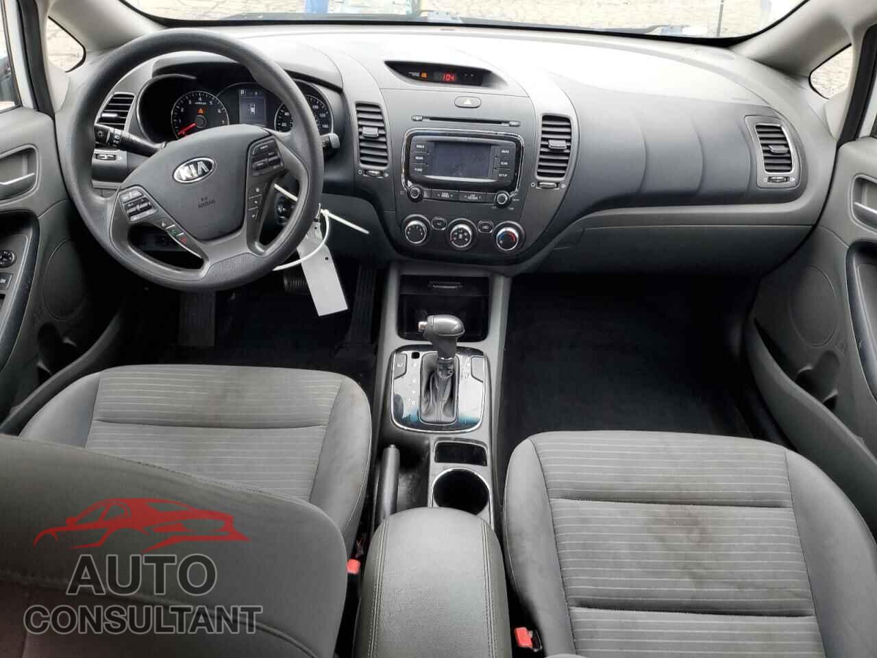 KIA FORTE 2017 - 3KPFL4A78HE014686