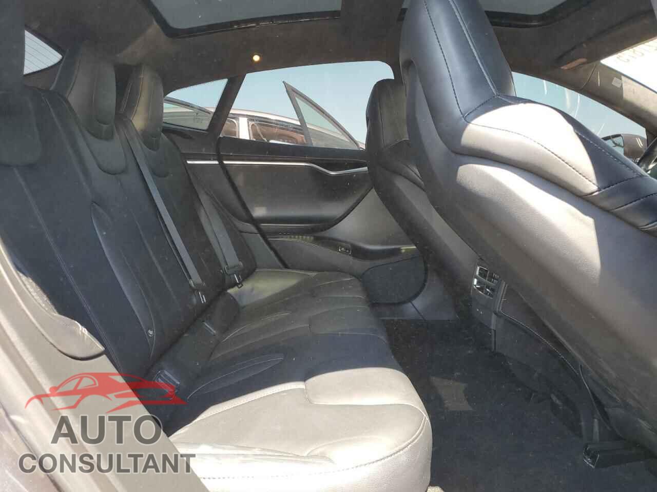 TESLA MODEL S 2016 - 5YJSA1E12GF162608
