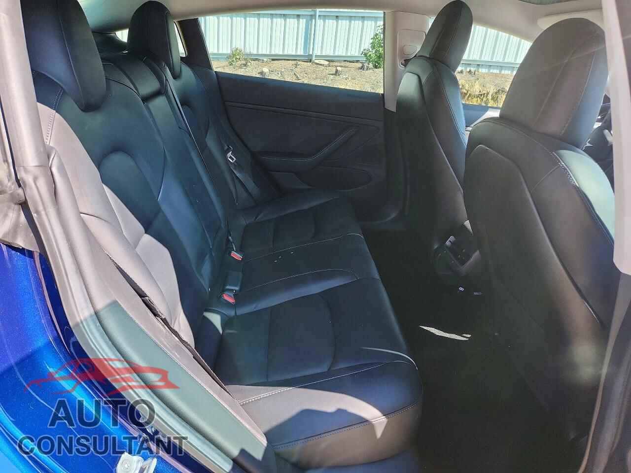 TESLA MODEL 3 2019 - 5YJ3E1EA9KF407521