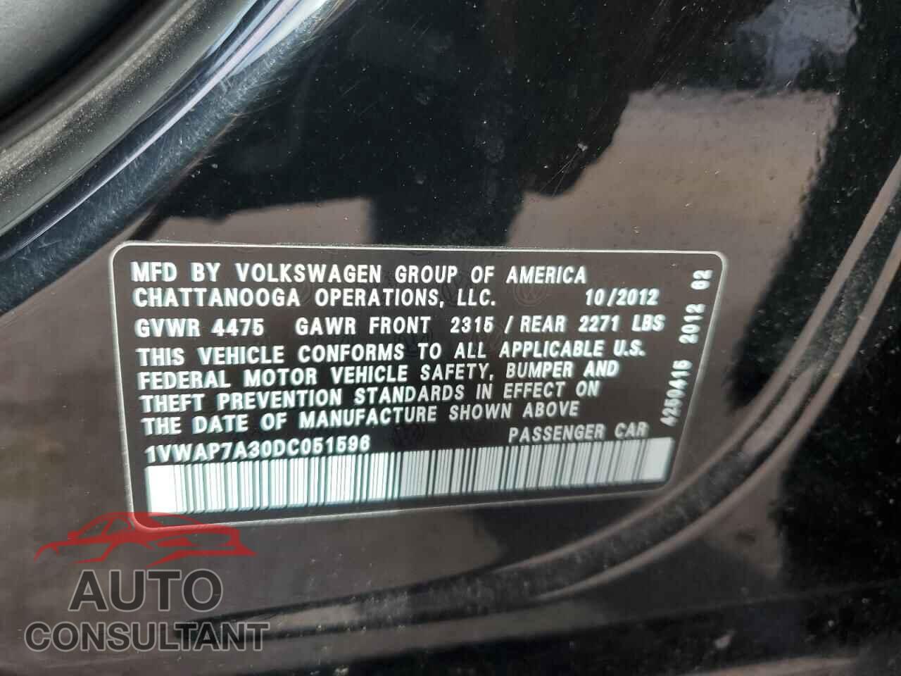 VOLKSWAGEN PASSAT 2013 - 1VWAP7A30DC051596