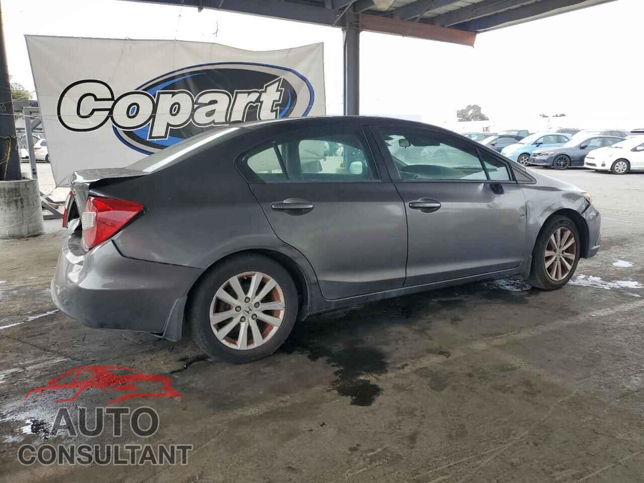 HONDA CIVIC 2012 - 2HGFB2F82CH573142