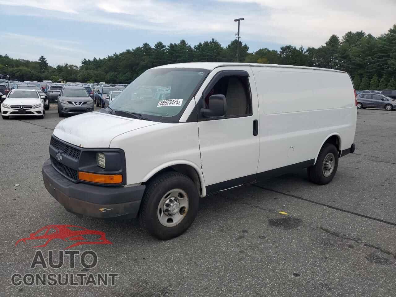CHEVROLET EXPRESS 2015 - 1GCWGFCF3F1111105