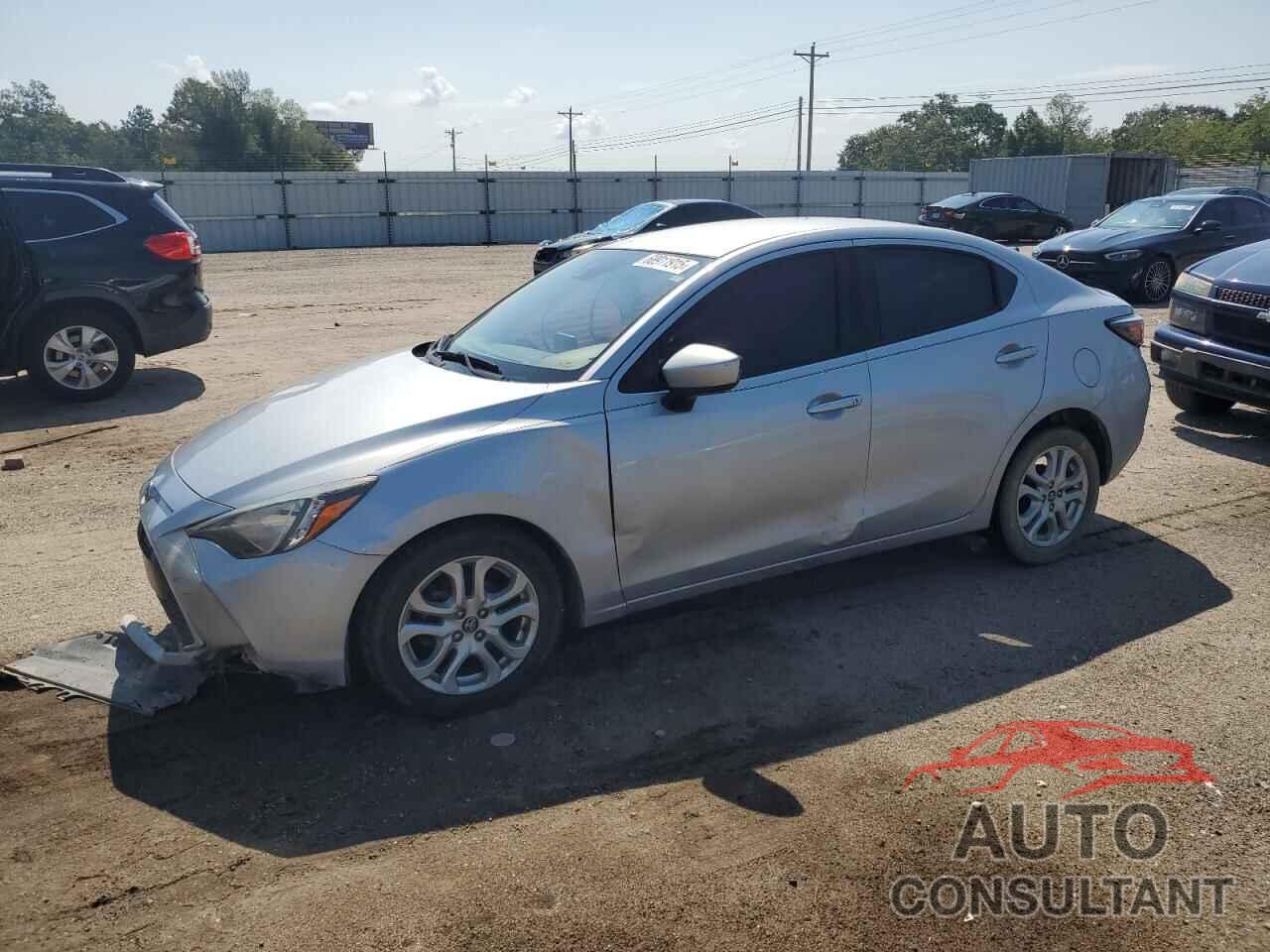 TOYOTA YARIS 2018 - 3MYDLBYV4JY324484