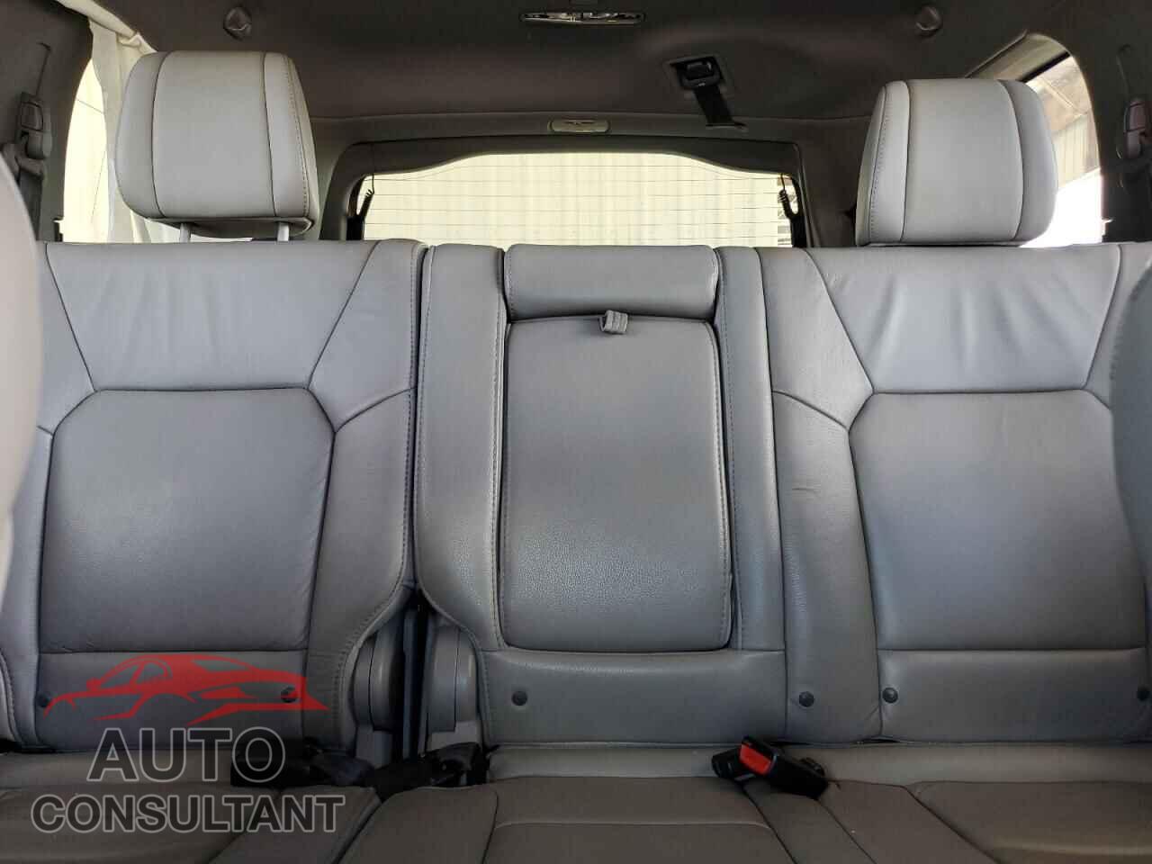 HONDA PILOT 2013 - 5FNYF3H51DB036791