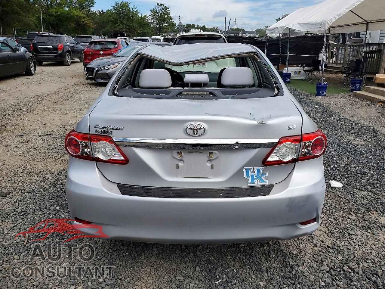TOYOTA COROLLA 2011 - 2T1BU4EE2BC737122