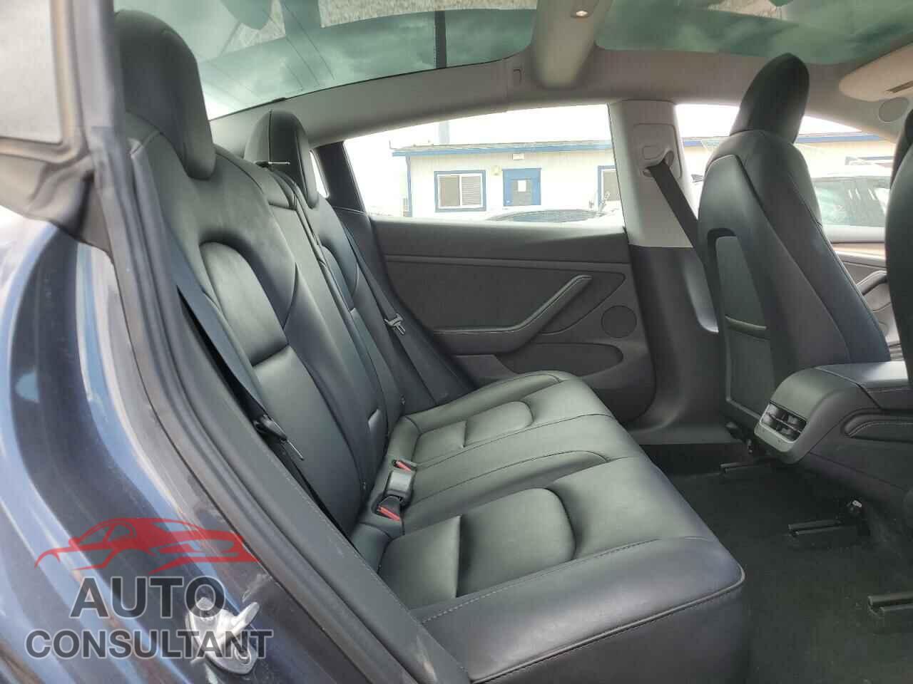 TESLA MODEL 3 2023 - 5YJ3E1EA3PF428923