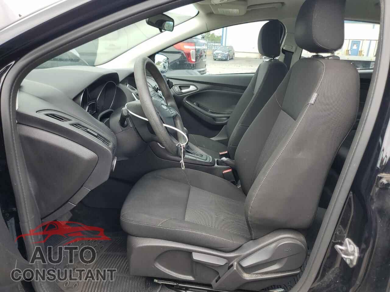 FORD FOCUS 2018 - 1FADP3FE2JL254882