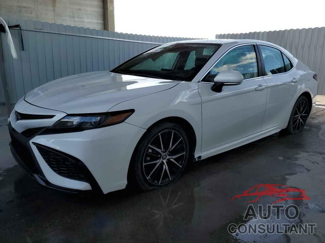 TOYOTA CAMRY 2024 - 4T1G11AK3RU851809