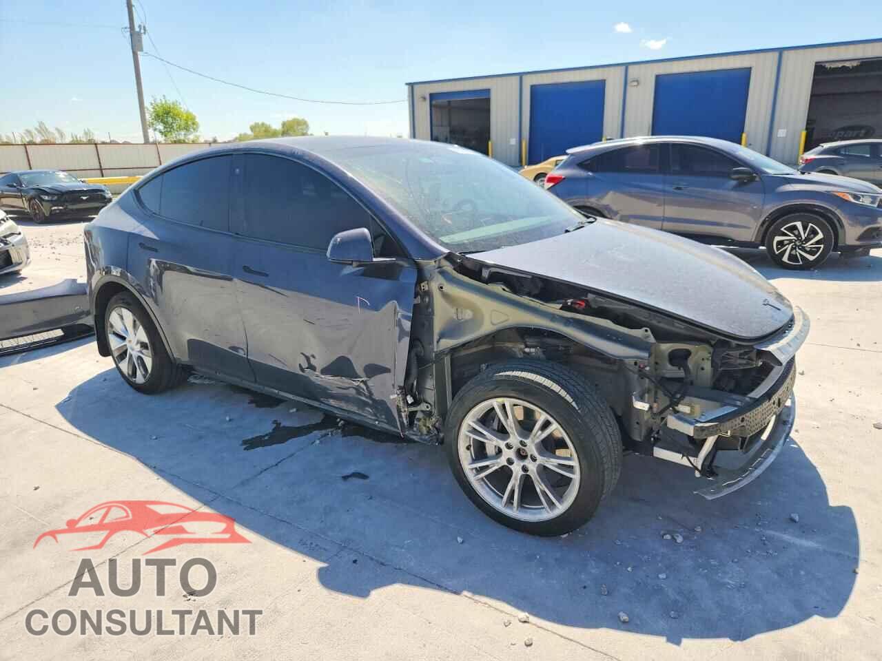 TESLA MODEL Y 2022 - 7SAYGDEE2NA015408