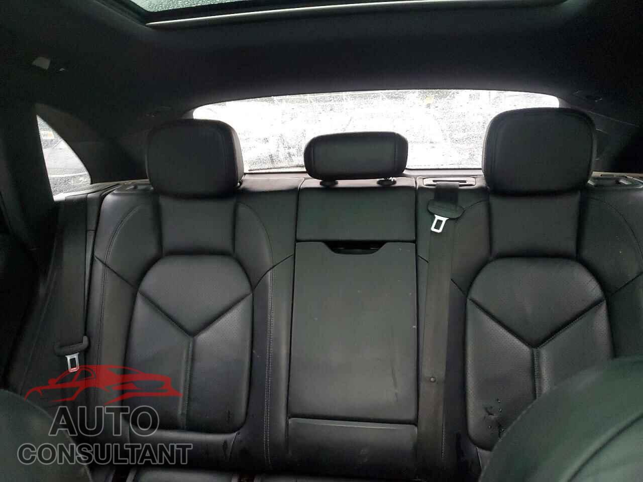PORSCHE MACAN 2017 - WP1AA2A57HLB82974