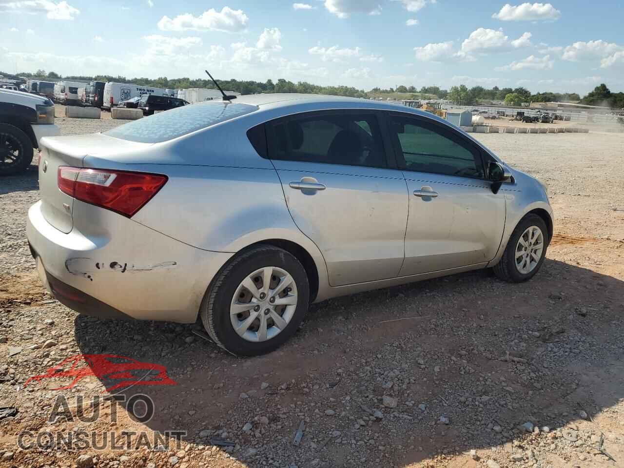 KIA RIO 2015 - KNADM4A32F6515736
