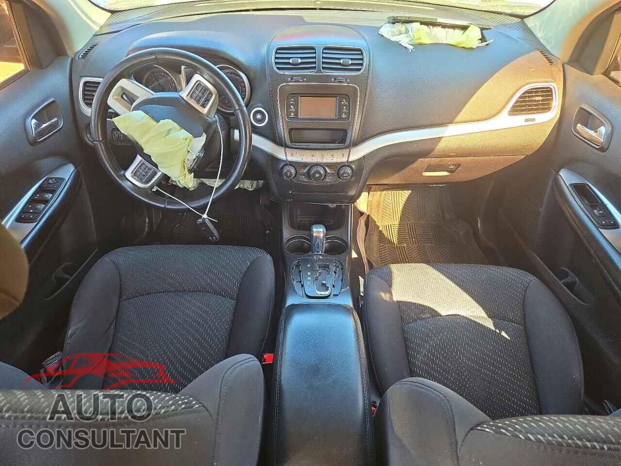 DODGE JOURNEY 2012 - 3C4PDCABXCT241205