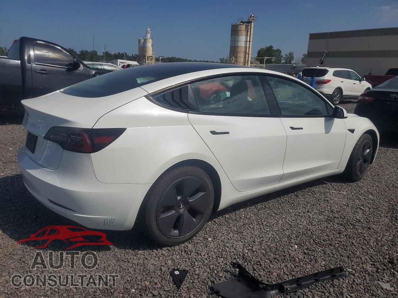 TESLA MODEL 3 2023 - 5YJ3E1EA5PF401769