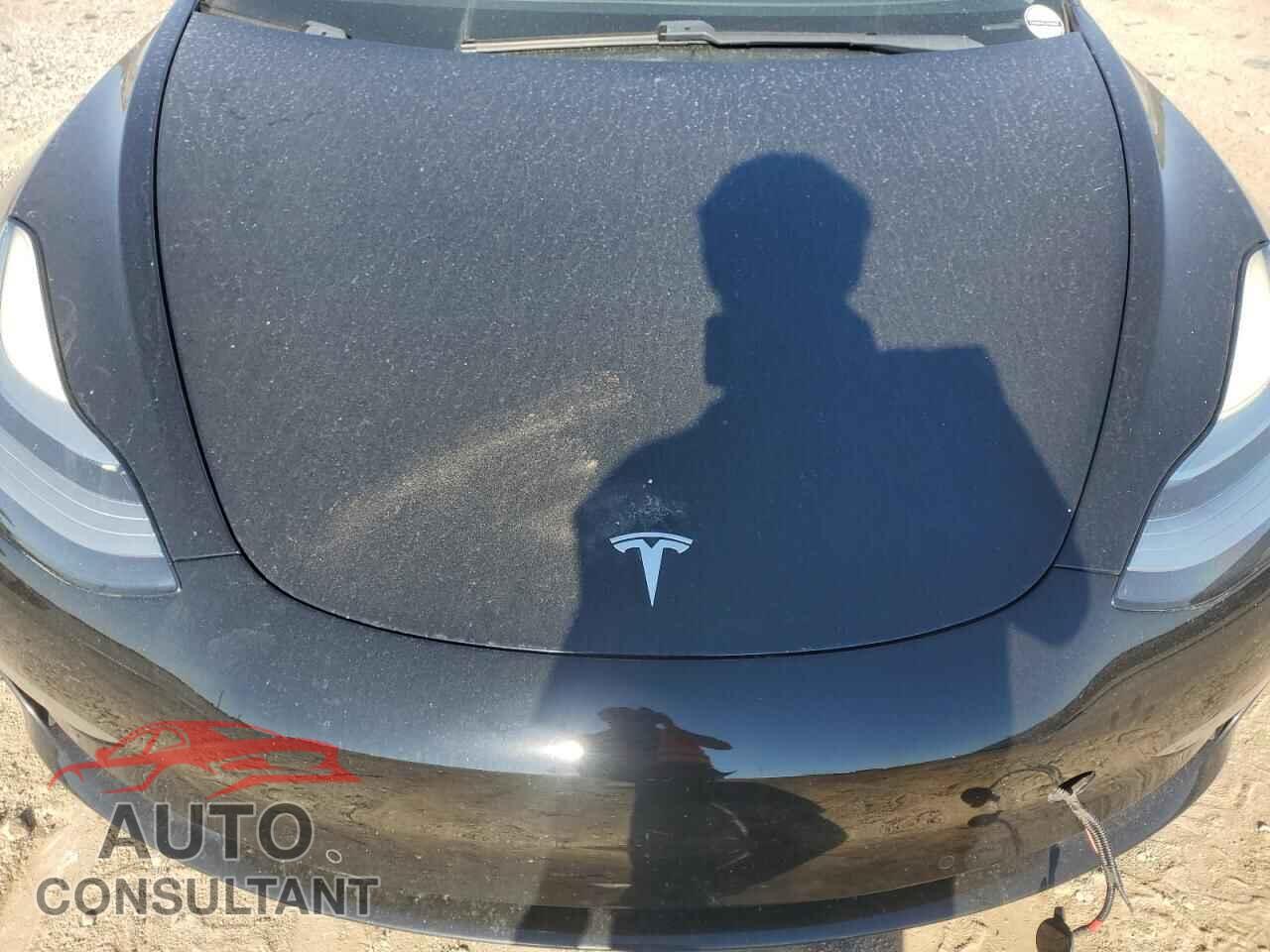 TESLA MODEL 3 2018 - 5YJ3E1EA0JF006650