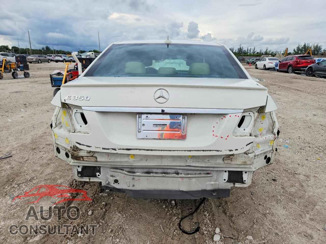 MERCEDES-BENZ E-CLASS 2012 - WDDHF5KB8CA651636