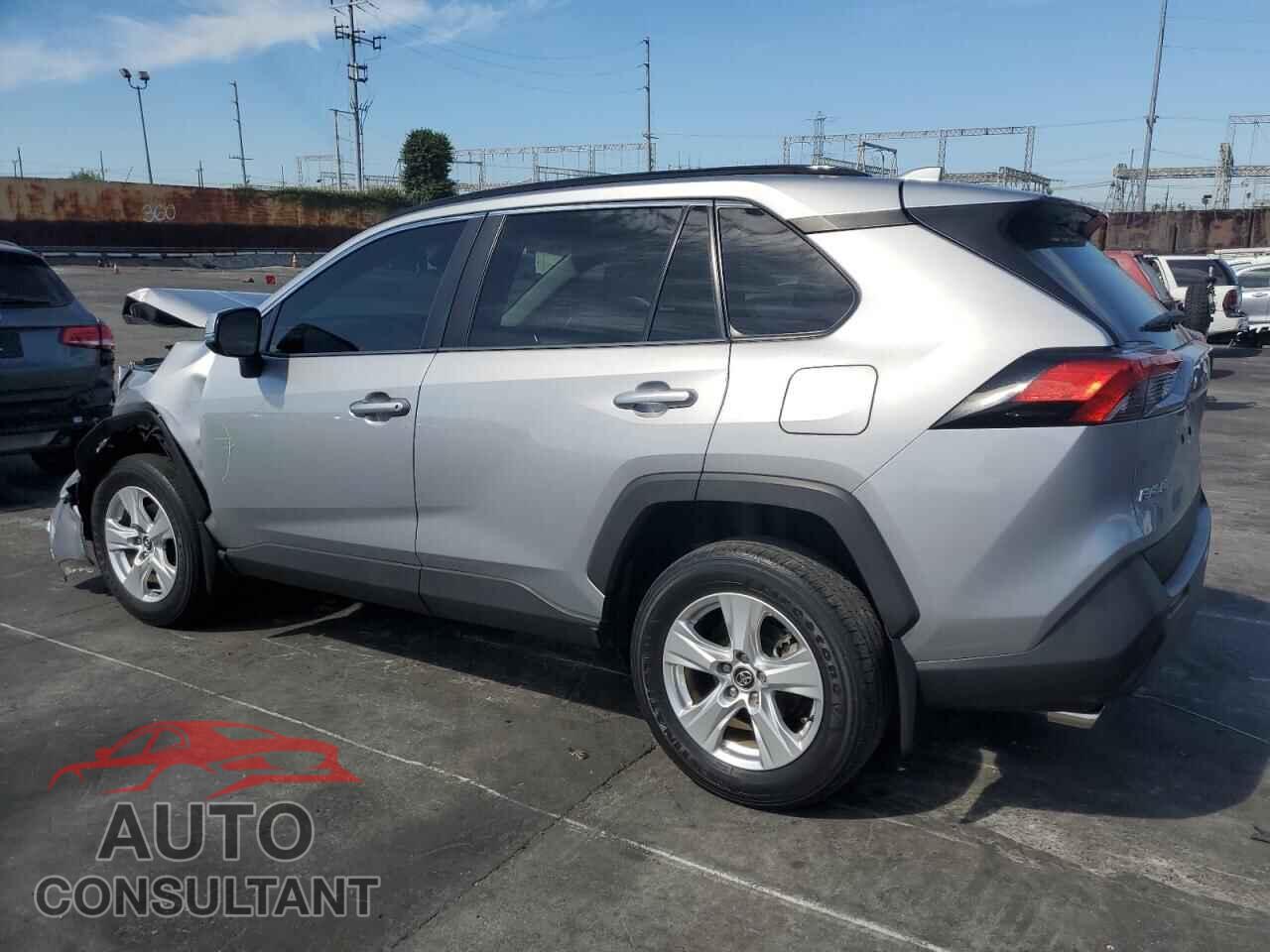 TOYOTA RAV4 2021 - 2T3W1RFV4MC095518