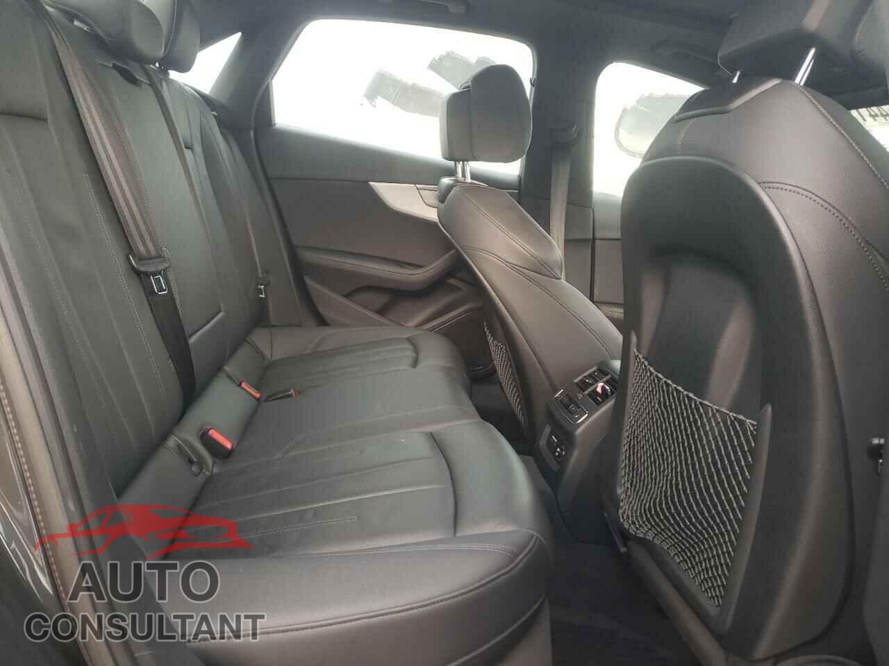 AUDI A4 2019 - WAUHMAF40KN006228
