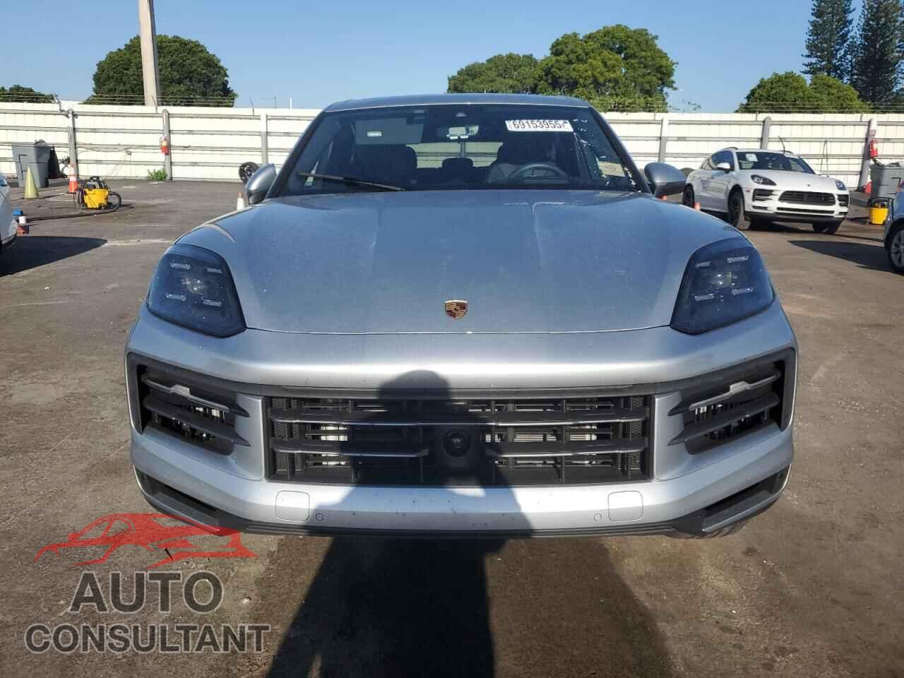 PORSCHE CAYENNE 2024 - WP1AE2AY9RDA29409