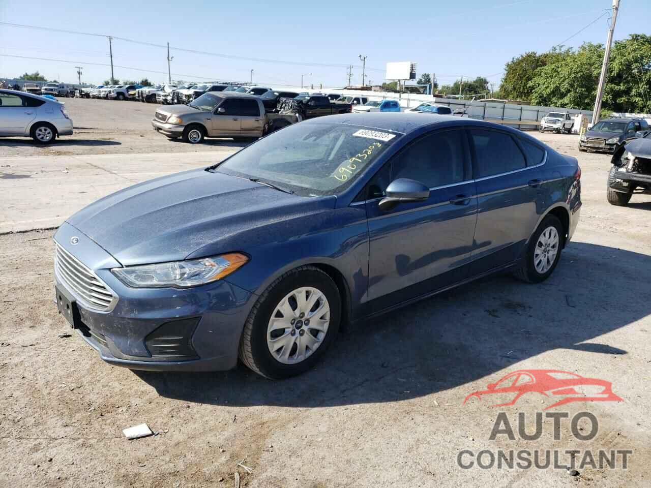 FORD FUSION 2019 - 3FA6P0G70KR113965