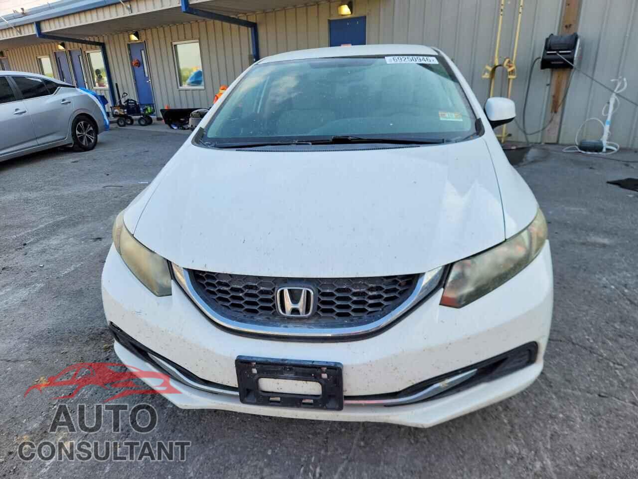 HONDA CIVIC 2013 - 2HGFB2F58DH545076