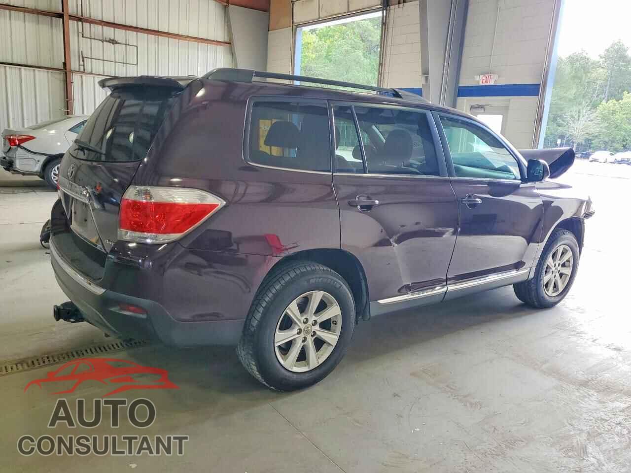 TOYOTA HIGHLANDER 2012 - 5TDBK3EH4CS116600