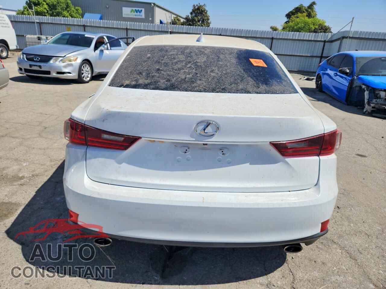 LEXUS IS 2014 - JTHBF1D23E5026464