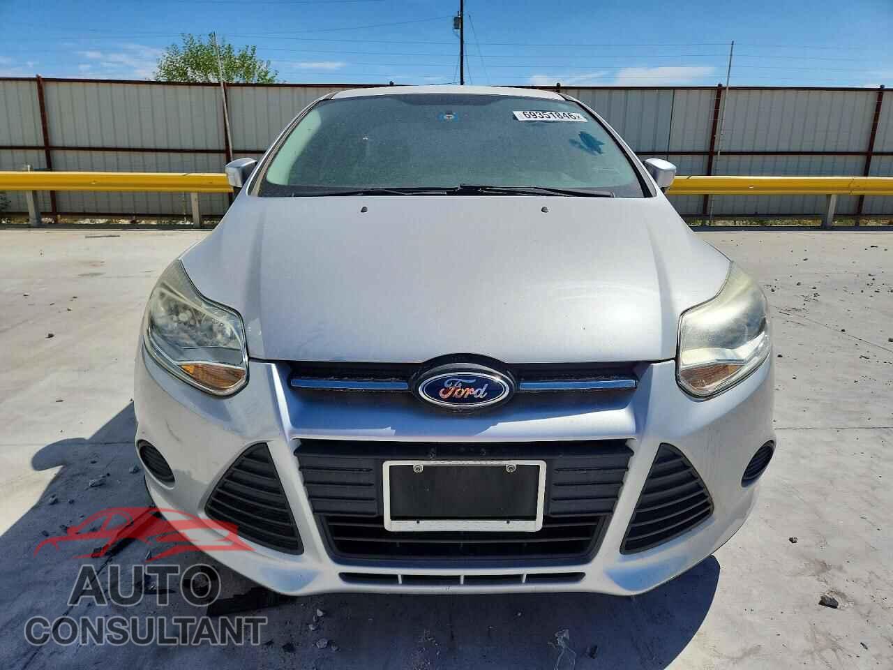 FORD FOCUS 2014 - 1FADP3F22EL445617