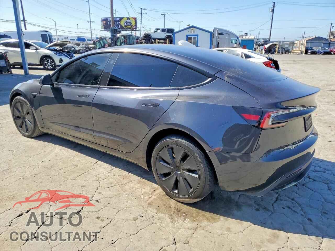TESLA MODEL 3 2024 - 5YJ3E1EA7RF865231