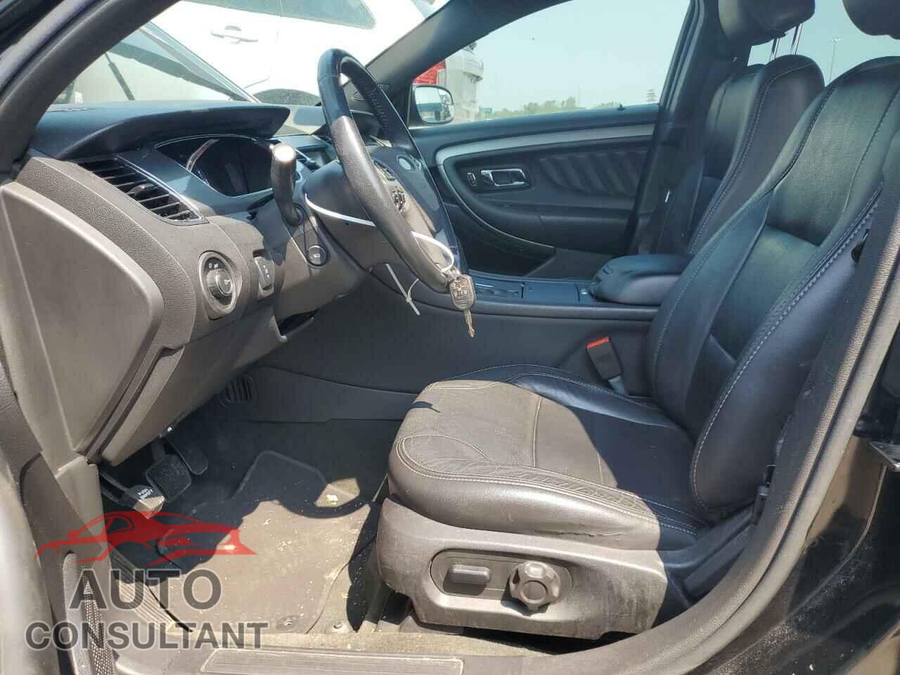 FORD TAURUS 2014 - 1FAHP2E82EG134604
